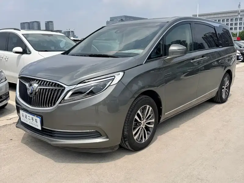 Buick GL8, 2017