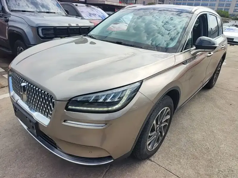 Lincoln Corsair, 2021