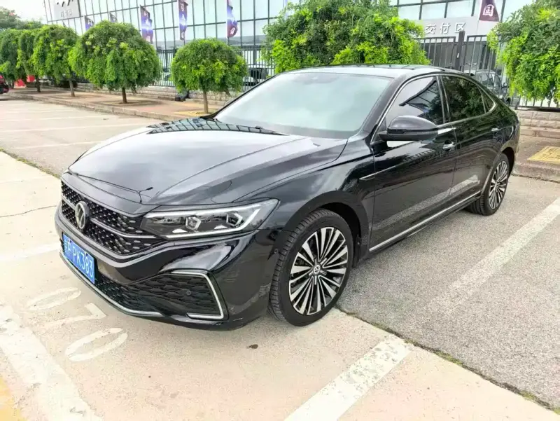 Volkswagen Passat, 2023