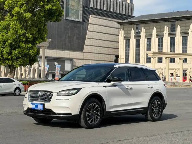 Lincoln Corsair, 2022