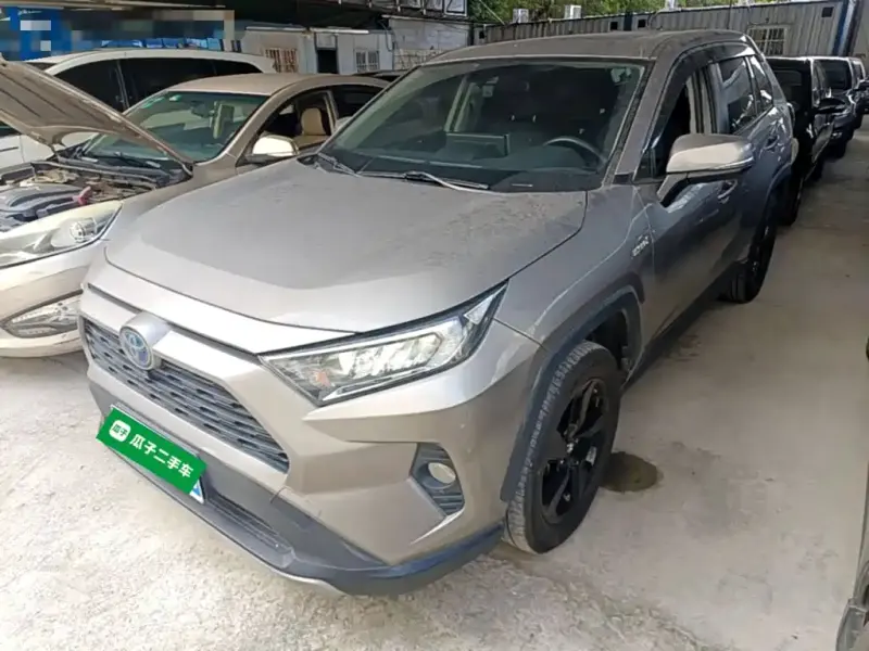 Toyota RAV4, 2021