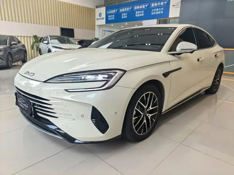 BYD Seal 07 DM-i, 2025