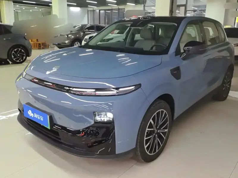 Leapmotor B10, 2025