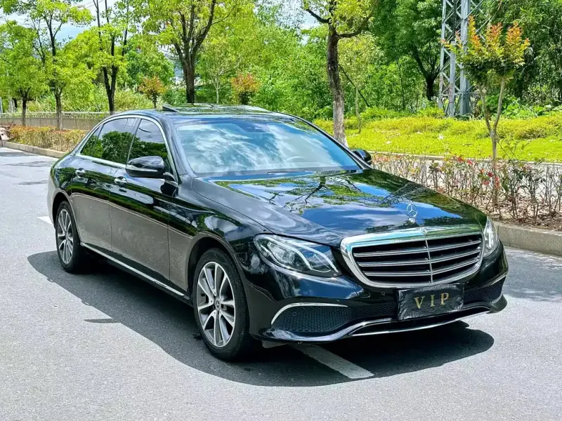 Mercedes-Benz E-Class, 2016 — фото 1