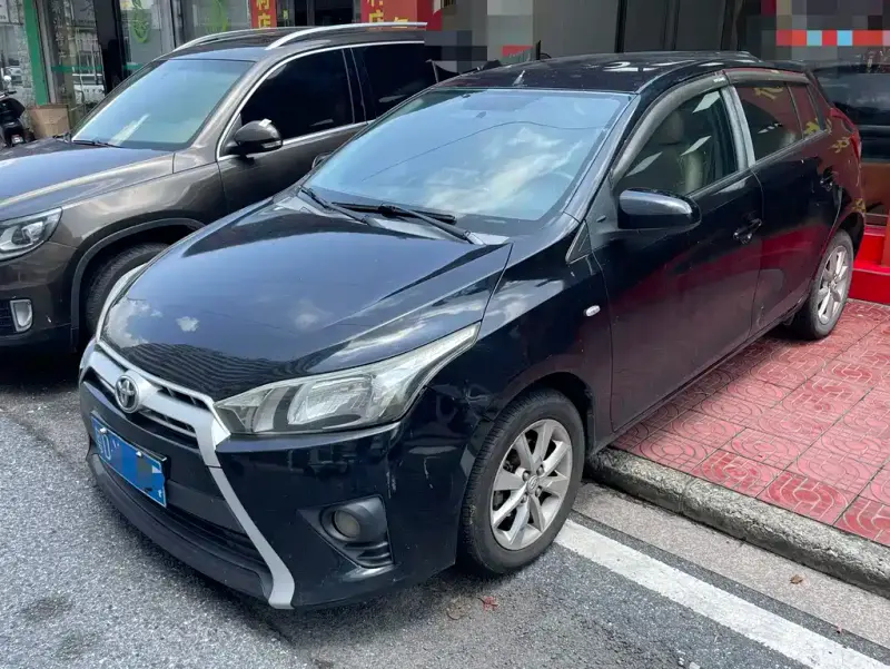 Toyota Yaris L, 2014