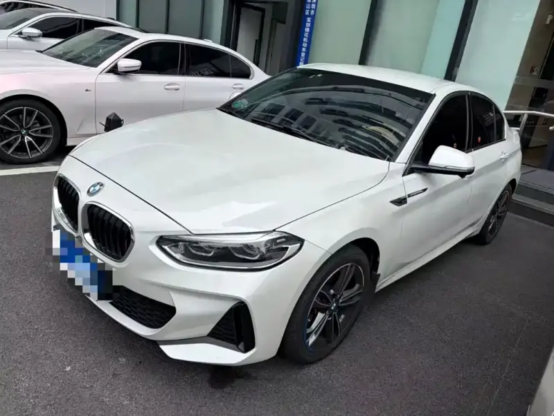 BMW 1 Series, 2021