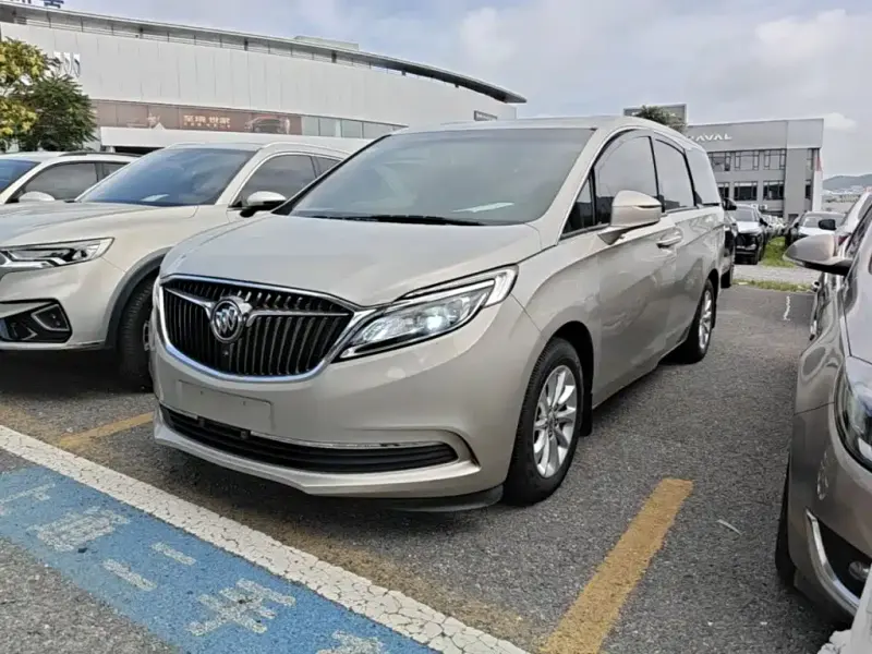 Buick GL8, 2018