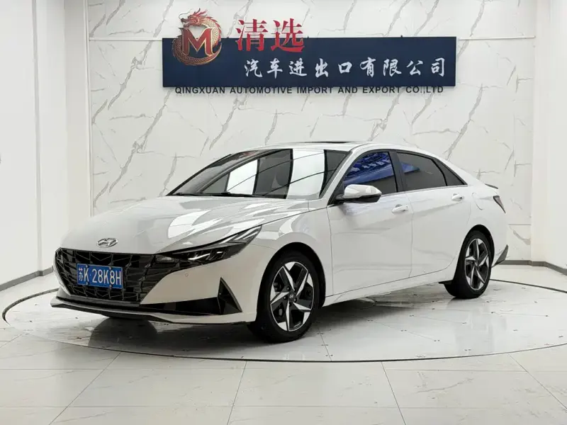 Hyundai Elantra, 2021