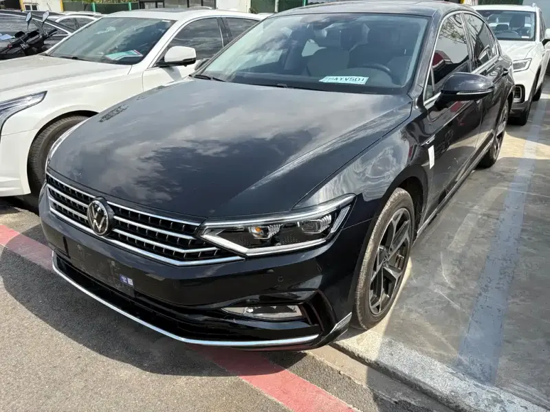 Volkswagen Magotan, 2023