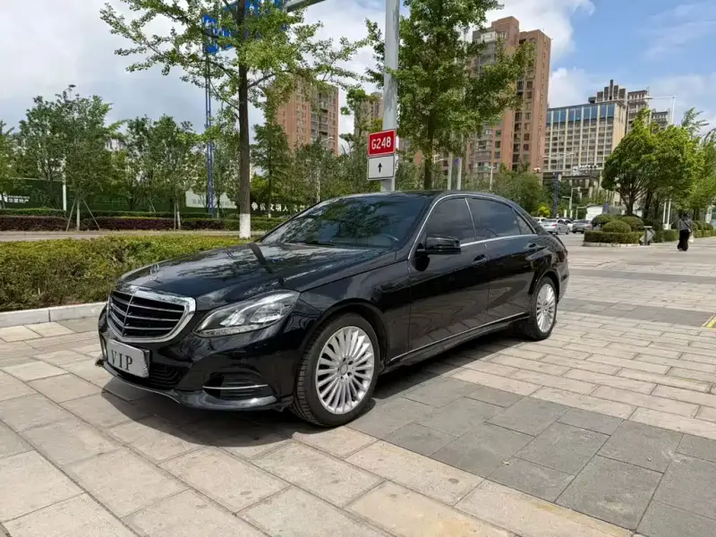 Mercedes-Benz E-Class, 2015 — фото 1