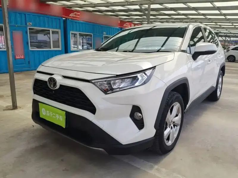 Toyota RAV4, 2020 — фото 1