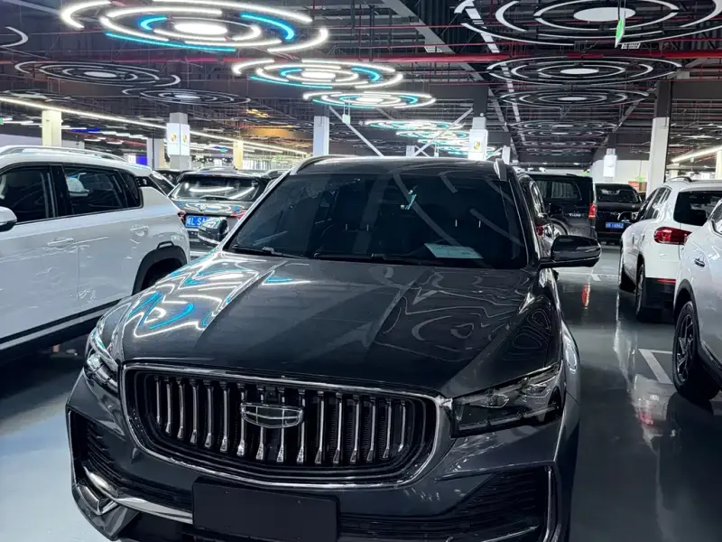 Geely Xingyue L, 2025