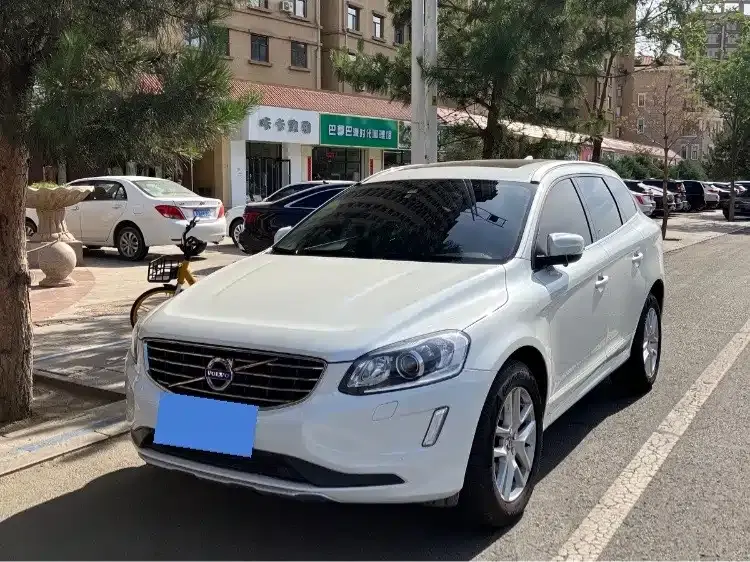 Volvo XC60, 2016