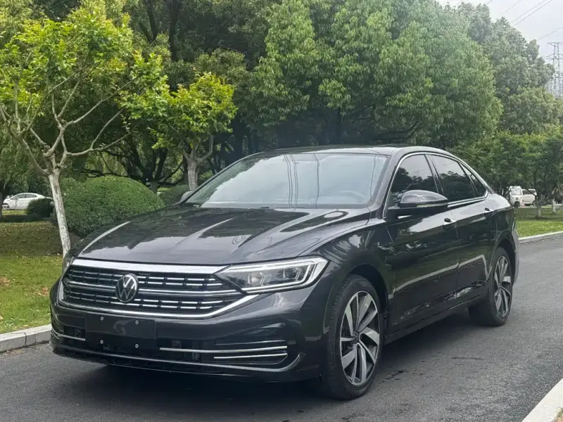 Volkswagen Sagitar, 2025