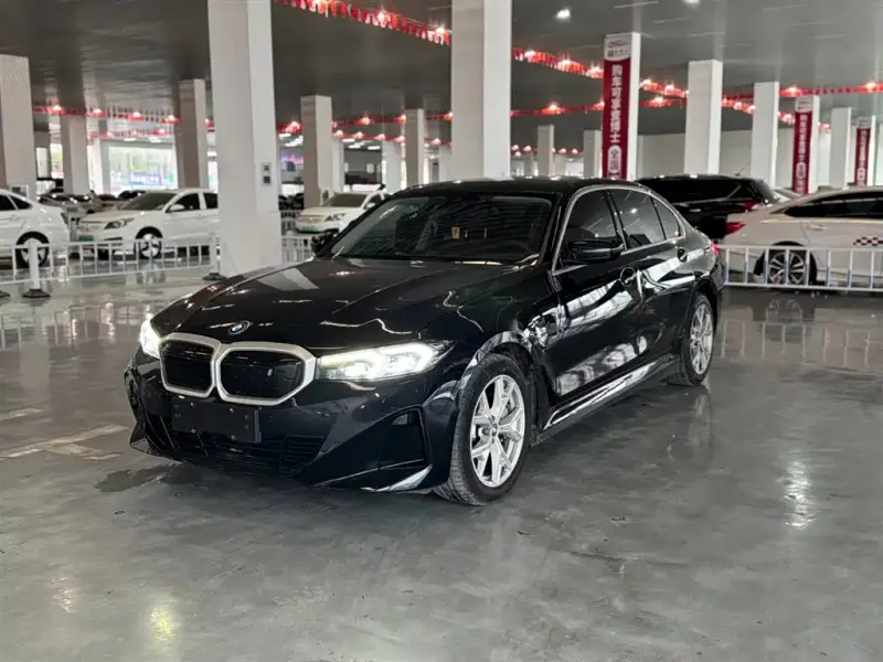 BMW i3, 2023