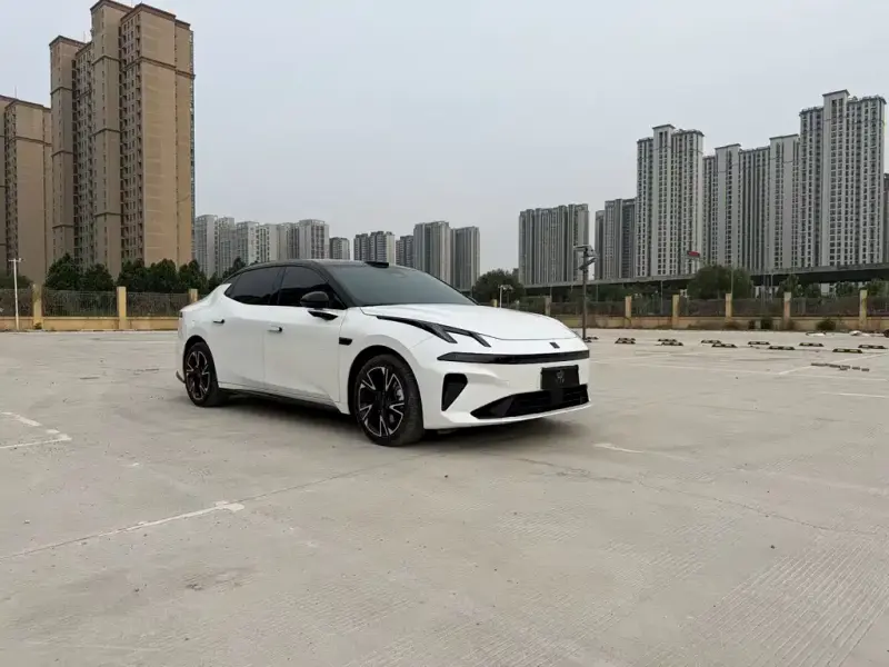 Lynk & Co 07 EM-P, 2025