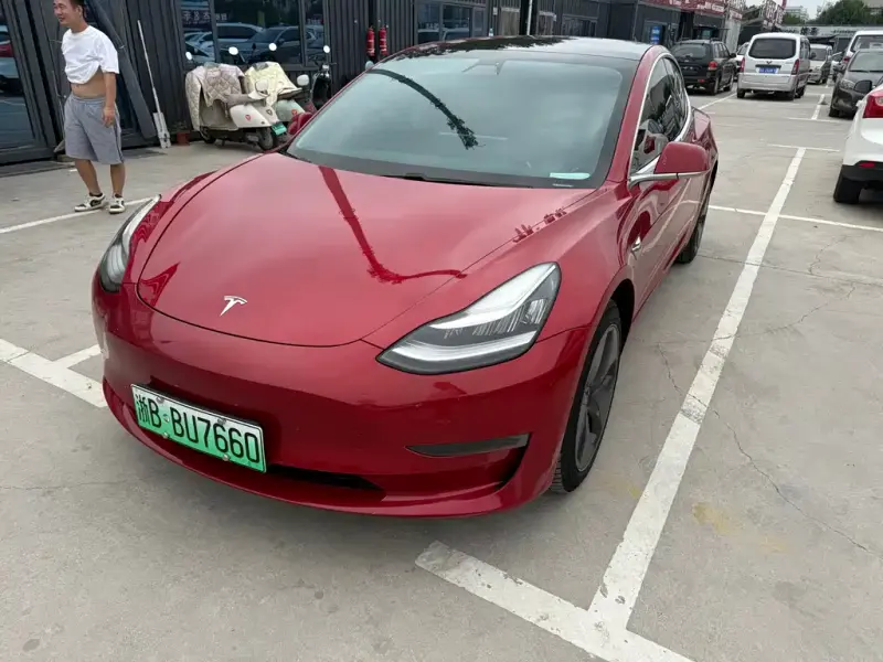 Tesla Model 3, 2020