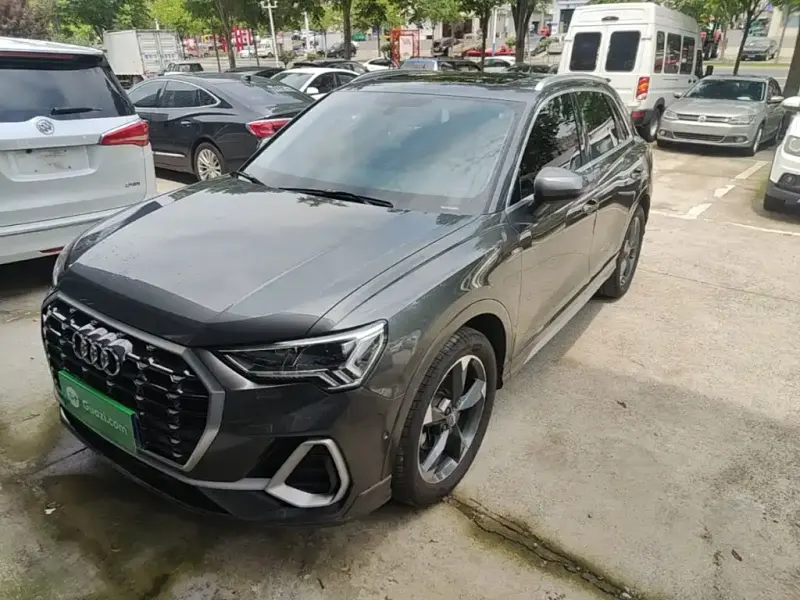 Audi Q3, 2021