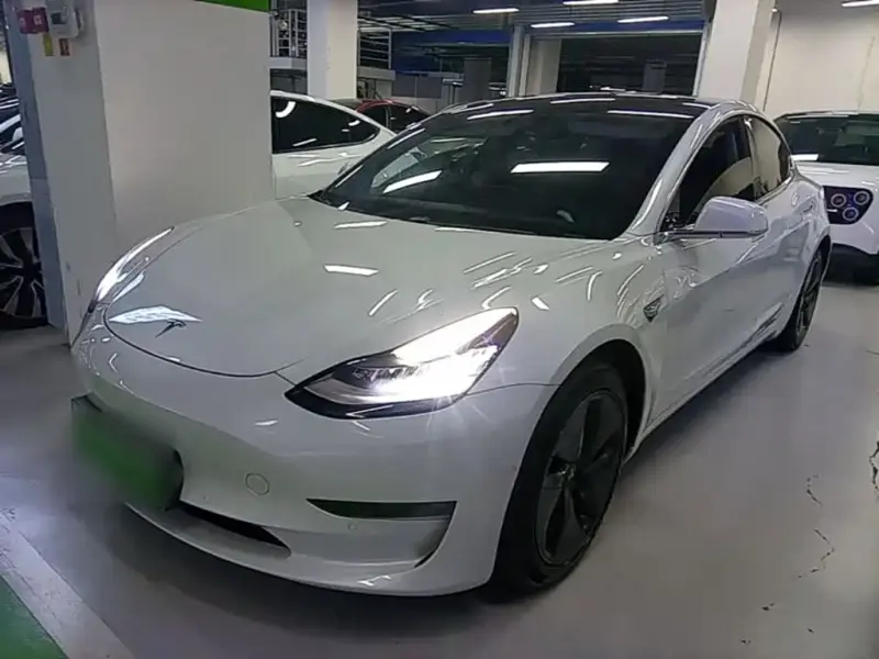 Tesla Model 3, 2020 — фото 1