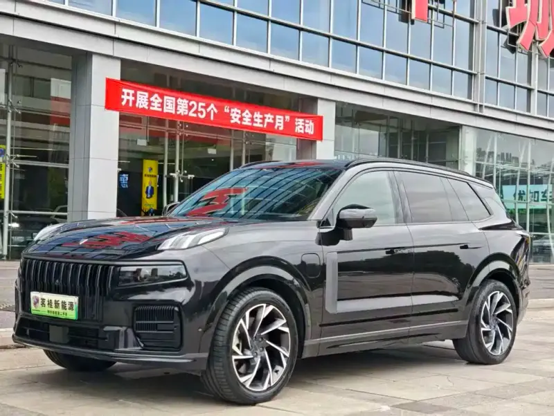 Lynk & Co 09 EM-P, 2023