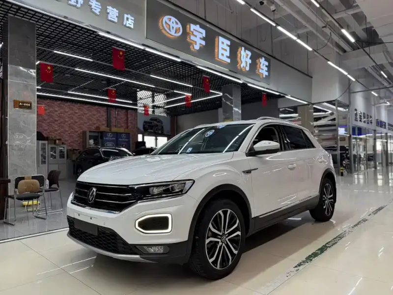 Volkswagen T-Roc, 2022