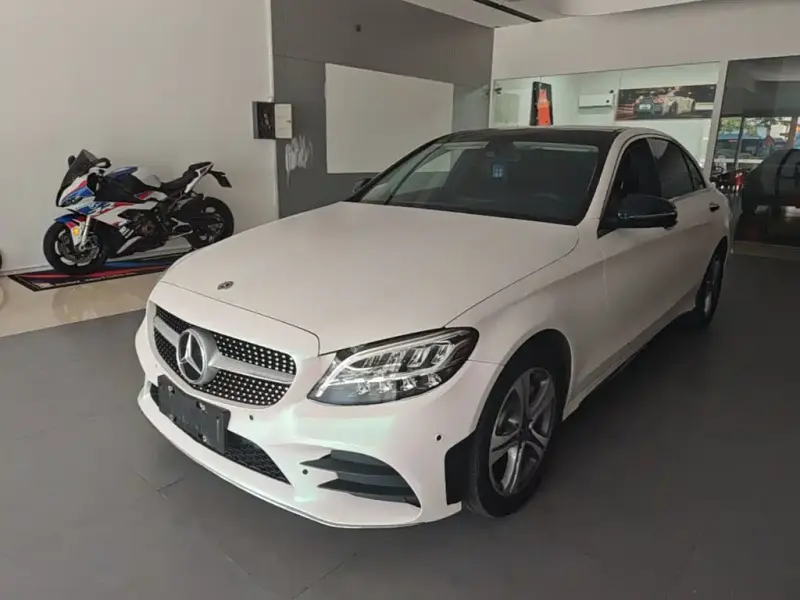 Mercedes-Benz C-Class, 2020