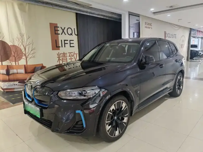 BMW iX3, 2022