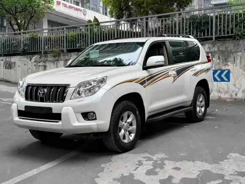 Toyota Prado (Import), 2012
