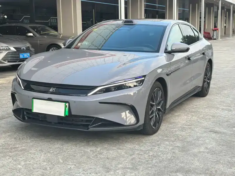 BYD Han, 2025