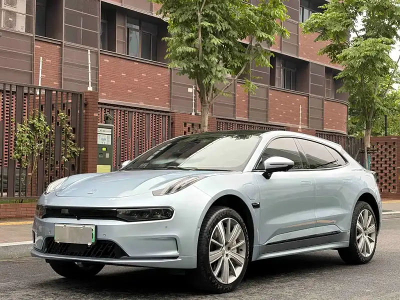 Zeekr 001, 2022