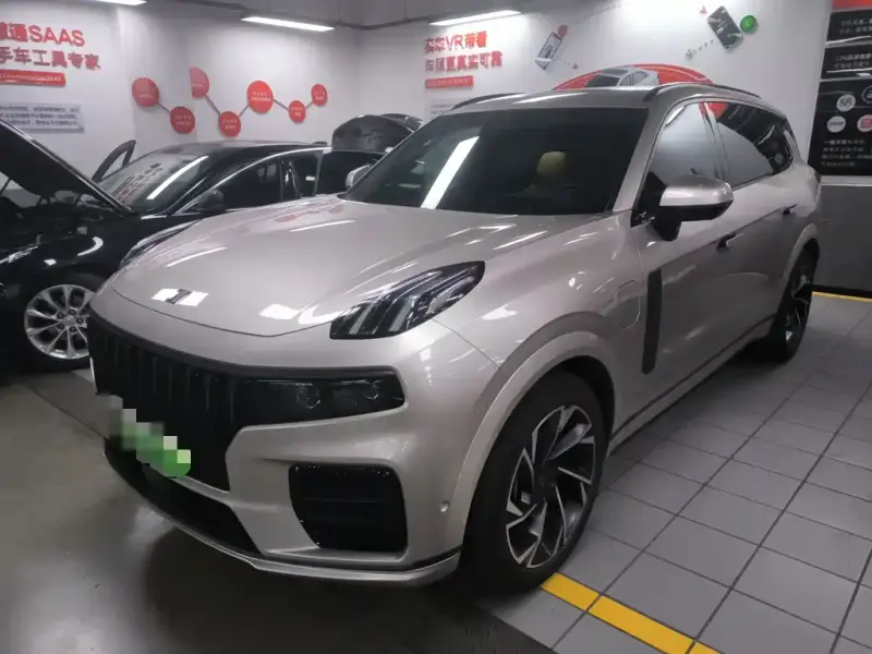 Lynk & Co 09, 2022