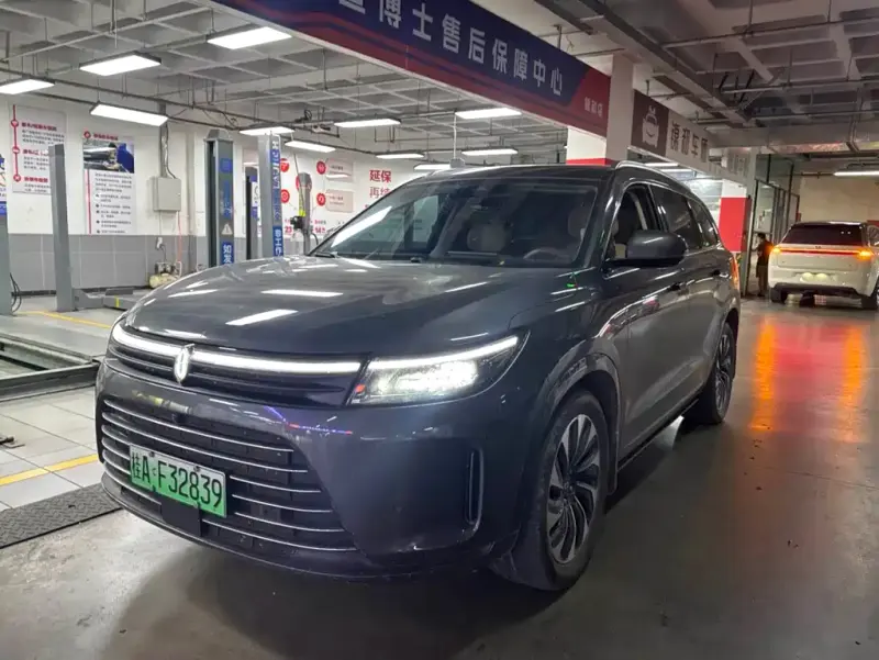 AITO M7, 2024