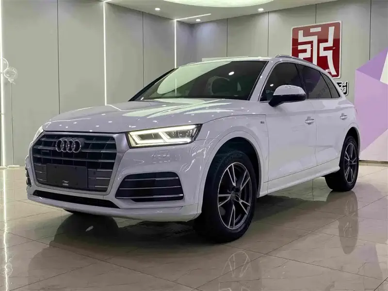 Audi Q5L, 2019