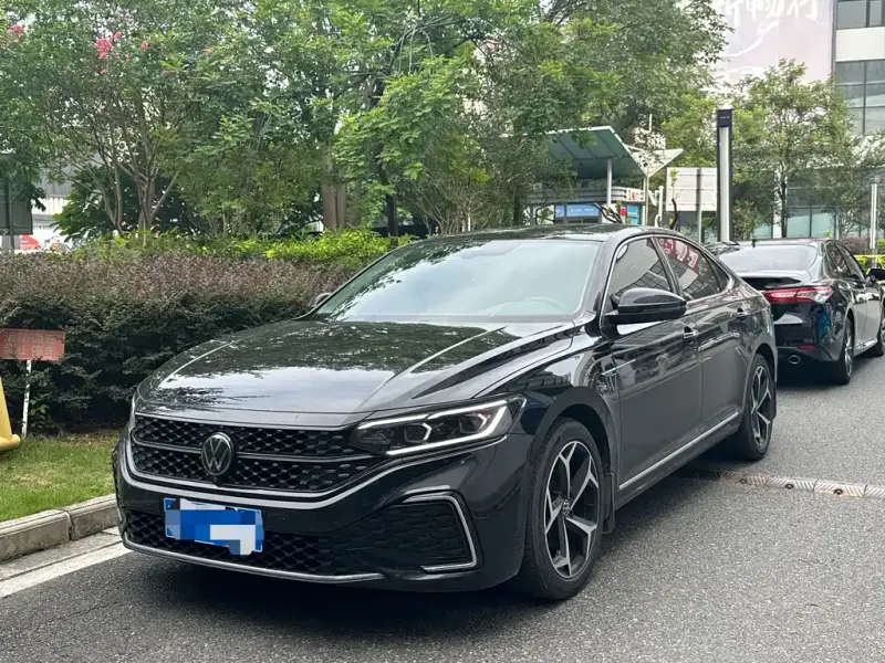 Volkswagen Passat, 2024