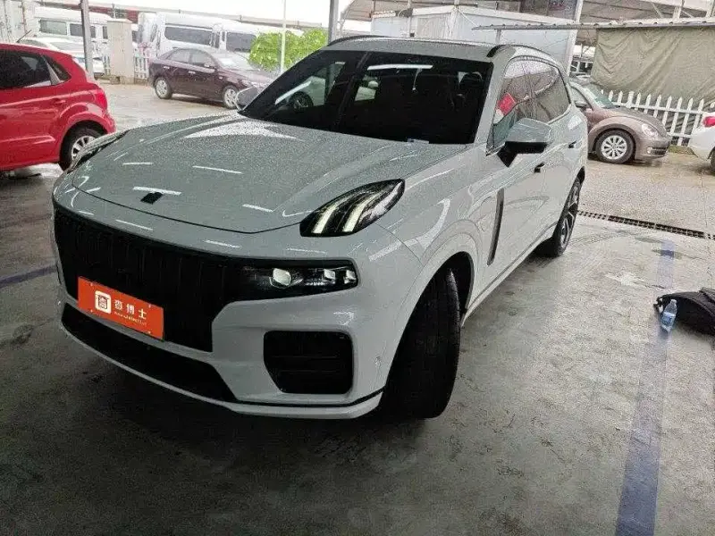 Lynk & Co 09 EM-P, 2022