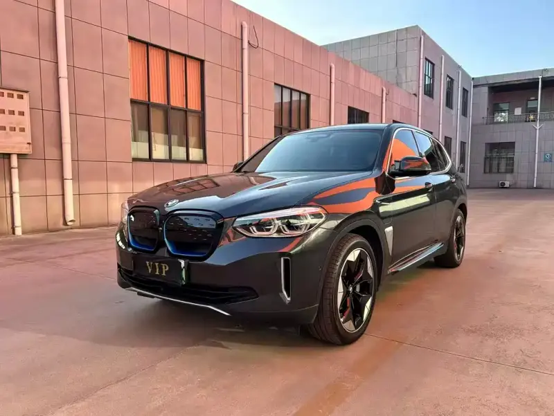 BMW iX3, 2021