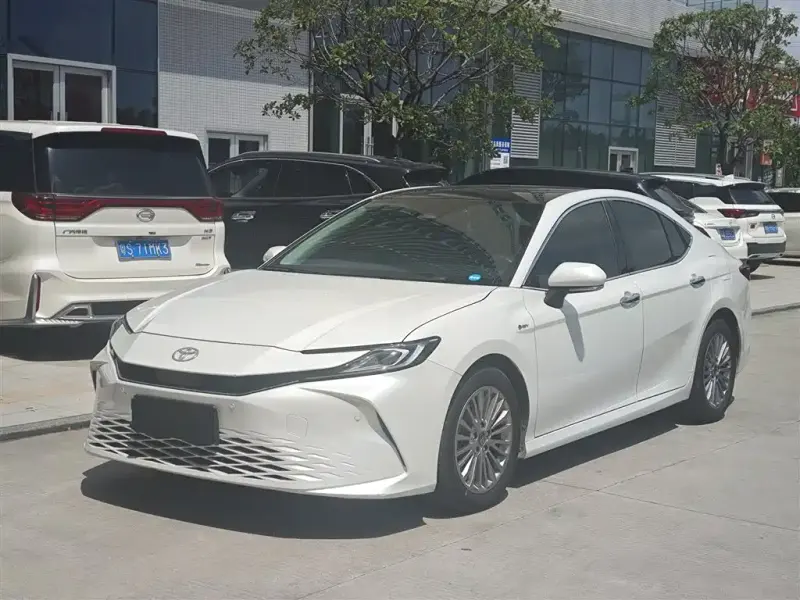 Toyota Camry, 2025