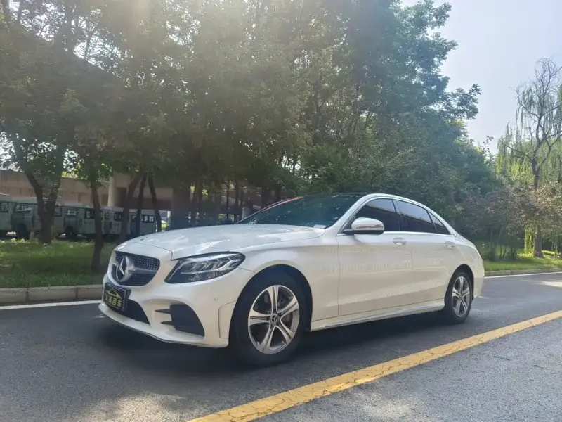 Mercedes-Benz C-Class, 2020