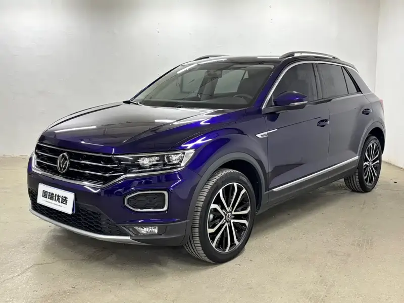 Volkswagen T-Roc, 2022 — фото 1