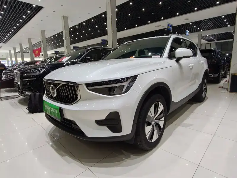 Volvo XC40, 2024