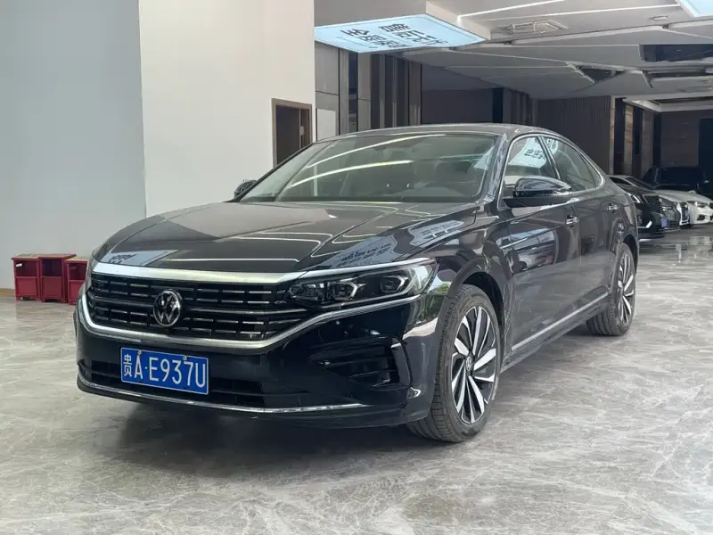 Volkswagen Passat, 2025