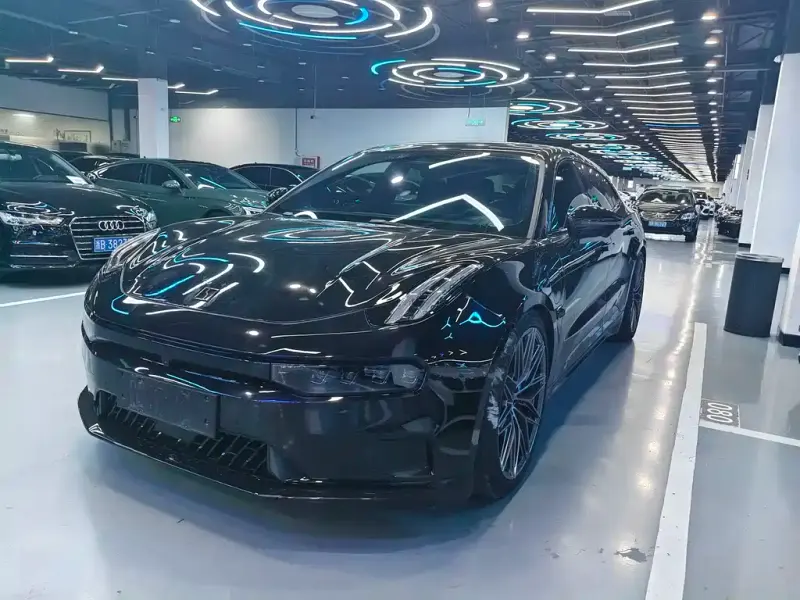 Zeekr 001, 2023
