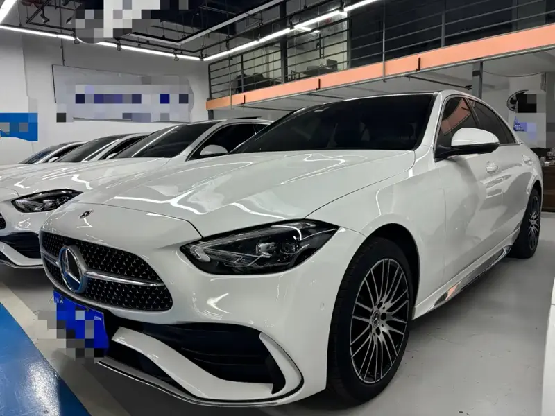 Mercedes-Benz C-Class, 2024
