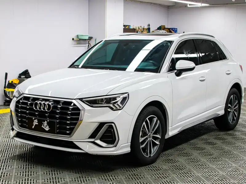 Audi Q3, 2022