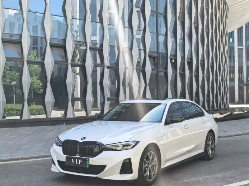 BMW i3, 2024