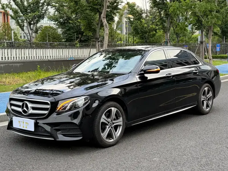 Mercedes-Benz E-Class, 2019 — фото 1