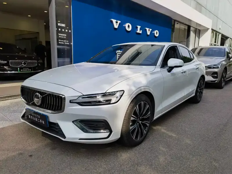 Volvo S60, 2025