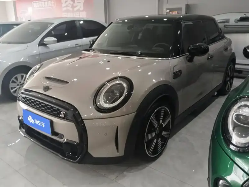 MINI Mini, 2021