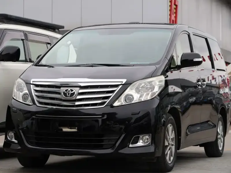 Toyota Alphard, 2013