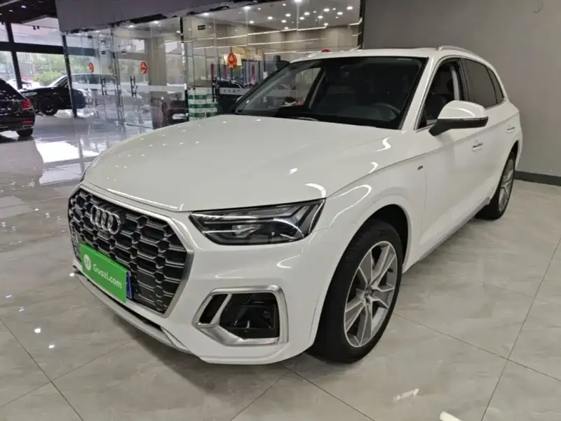 Audi Q5L, 2021